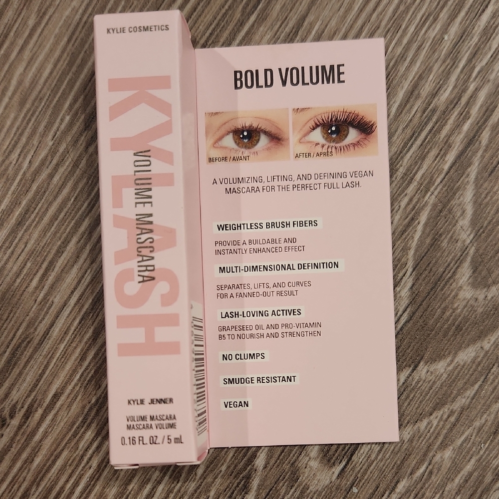 Kylie Cosmetics KYLASH Volume Mascara - Bold Black
